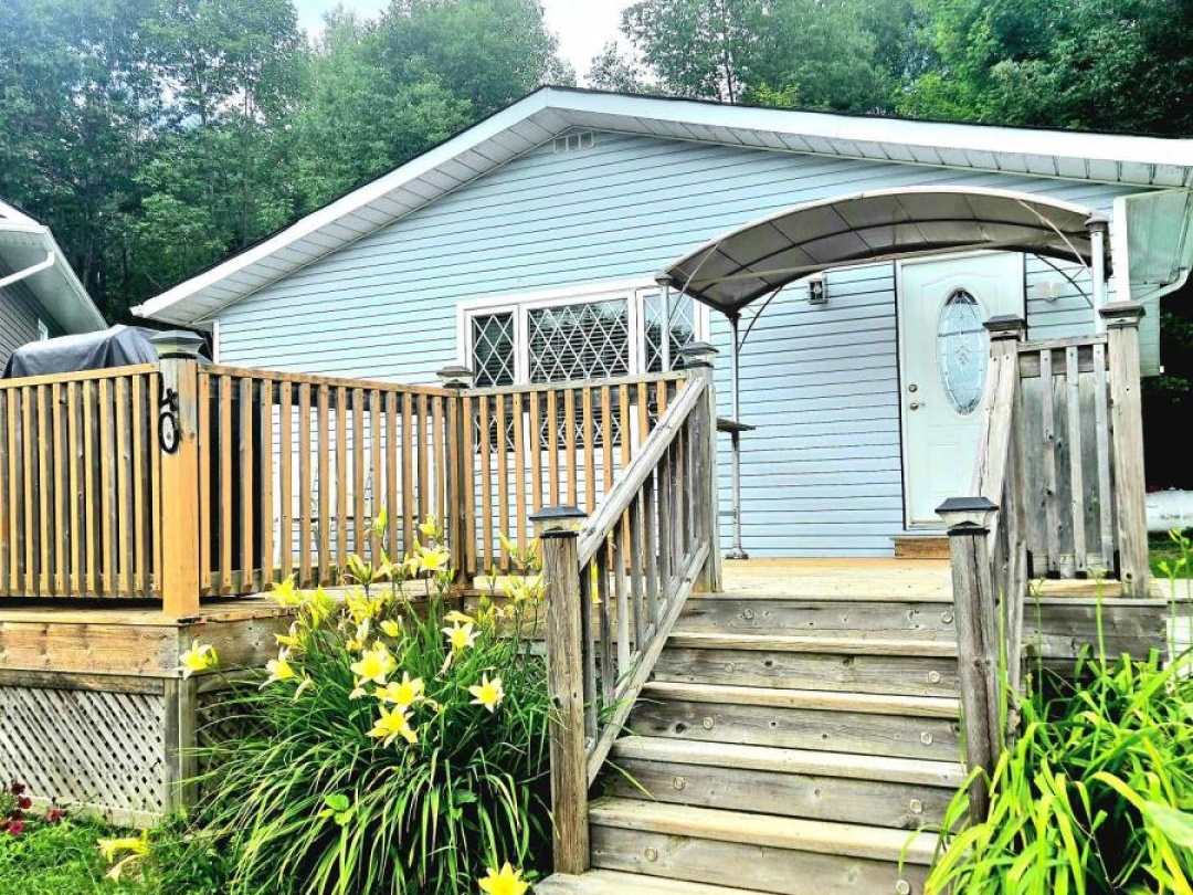 40 1043 Lobo Drive E, Minden Lake
