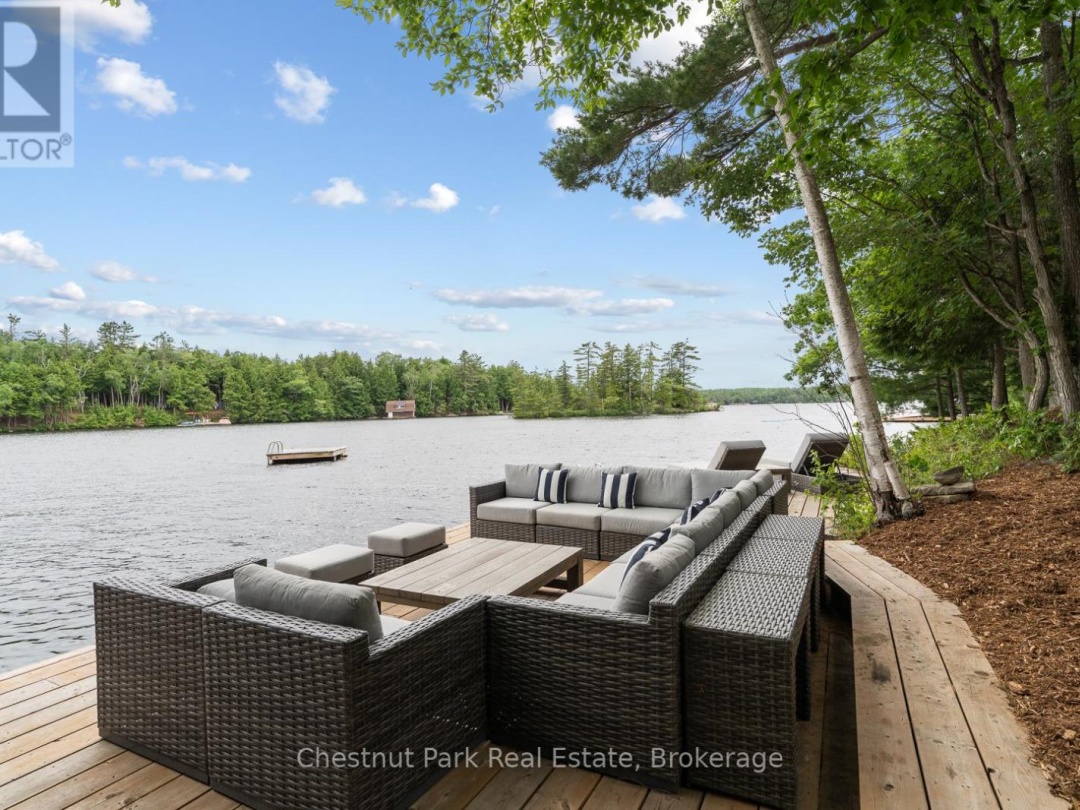 44 MILLER ISLAND, 