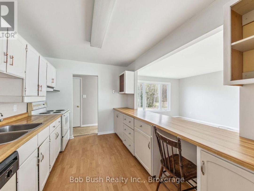 10596 12 Highway, Oro-Medonte