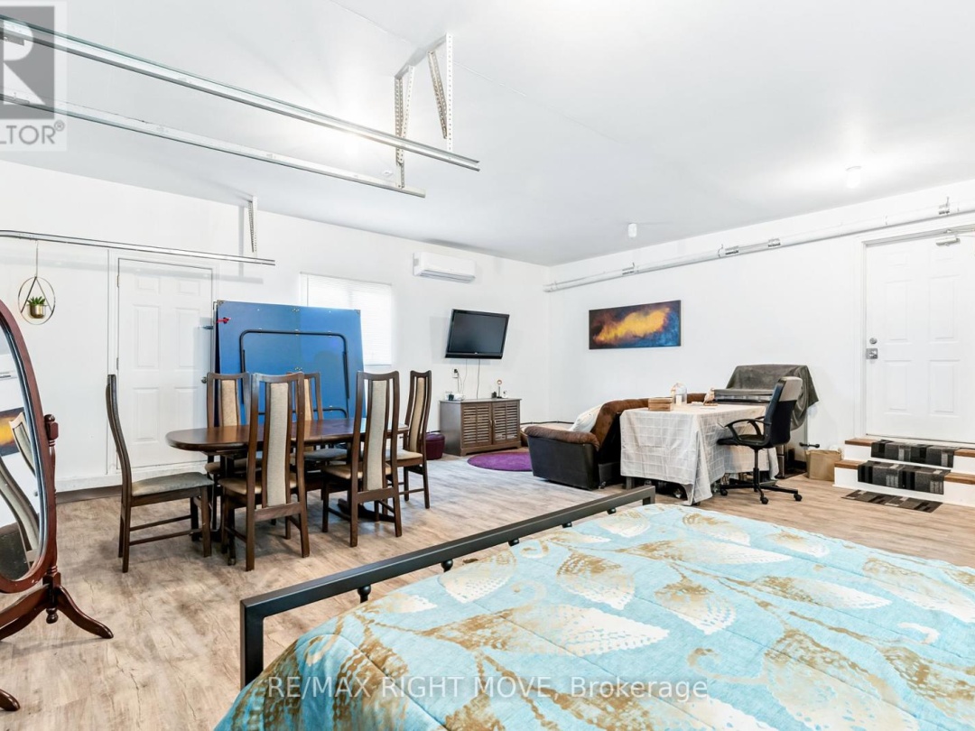 35 CEDAR BAY ROAD, Canal Lake