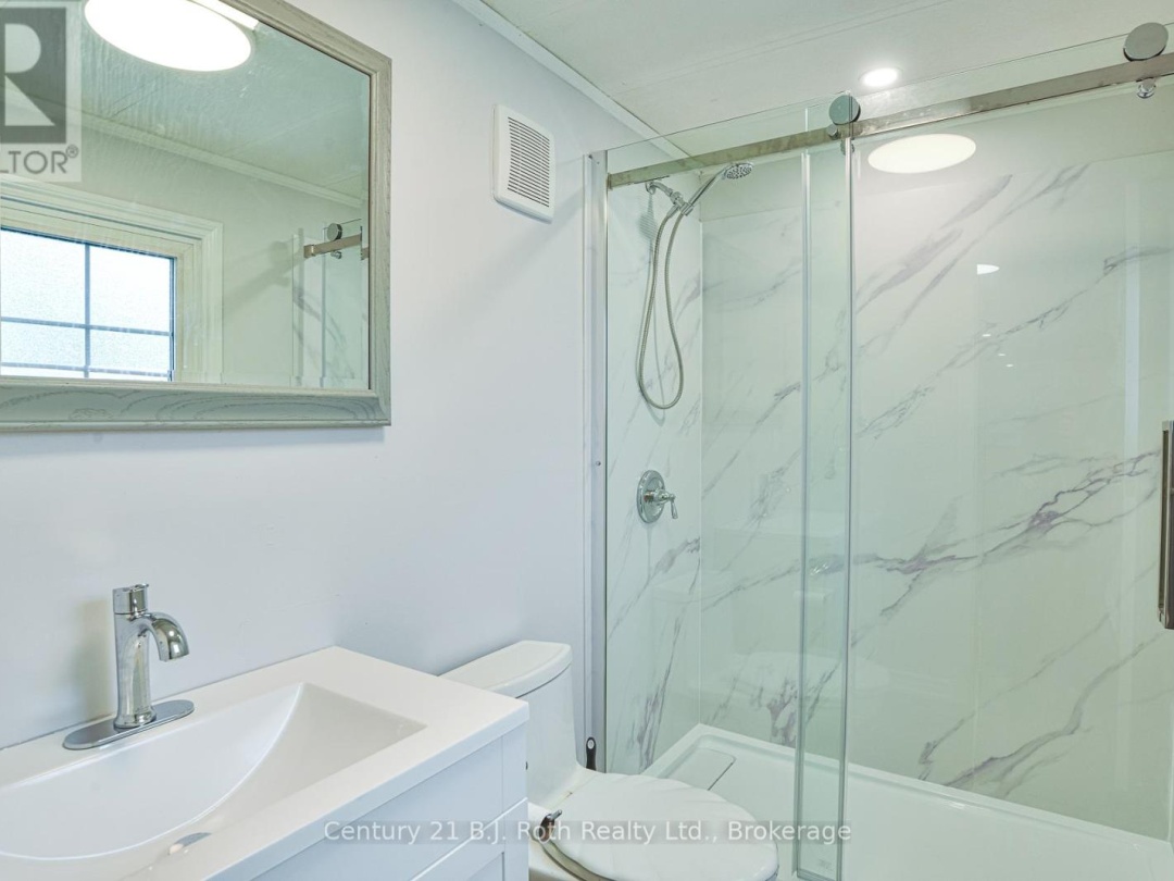 53 - 580 WEST STREET S, 