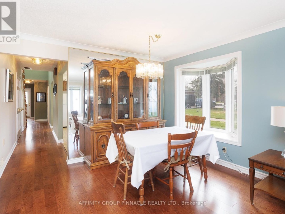 16 B90 Parklawn Boulevard, Lake Simcoe