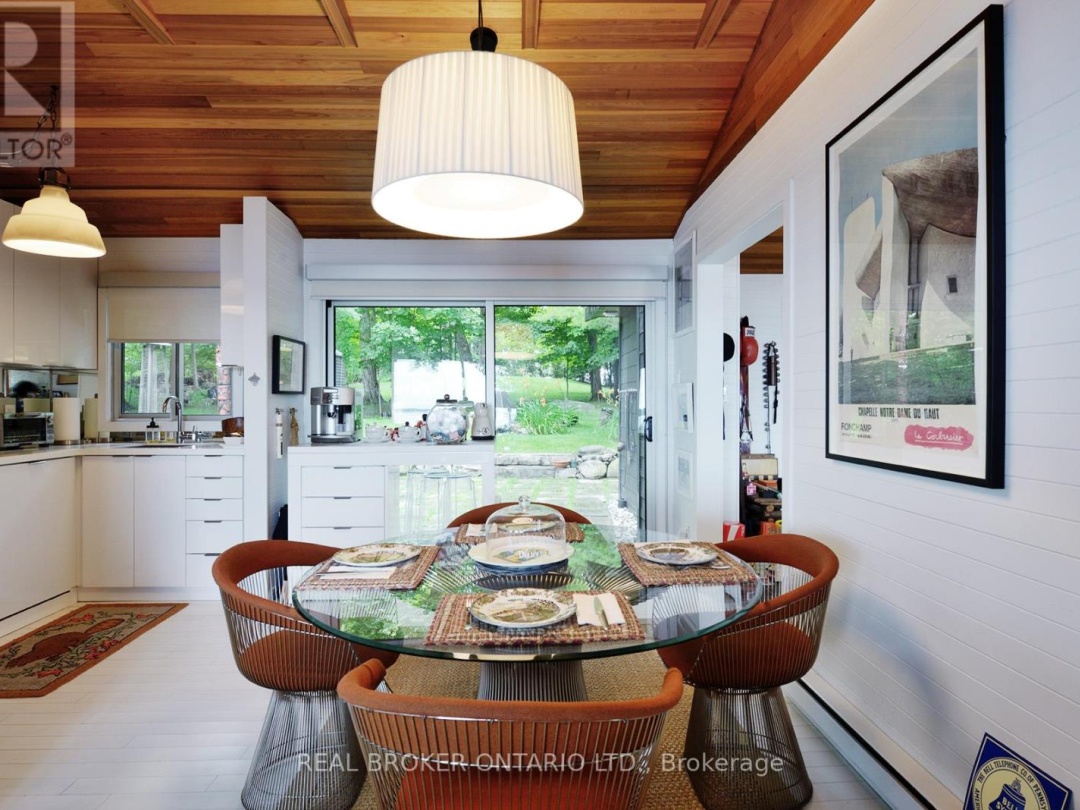 45 IVY LANE, 
