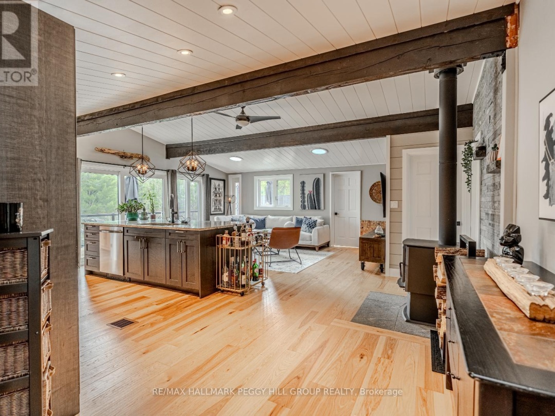 7952 Park Lane Crescent, Black Lake