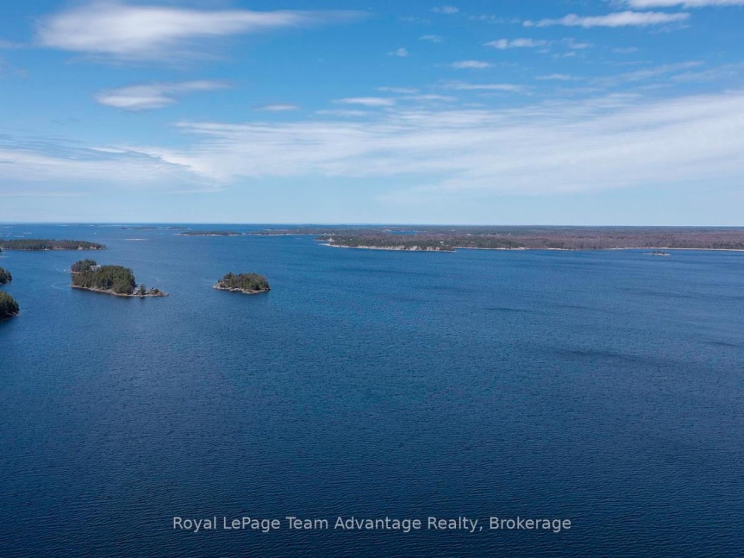 758 Paradise Lane, Georgian Bay