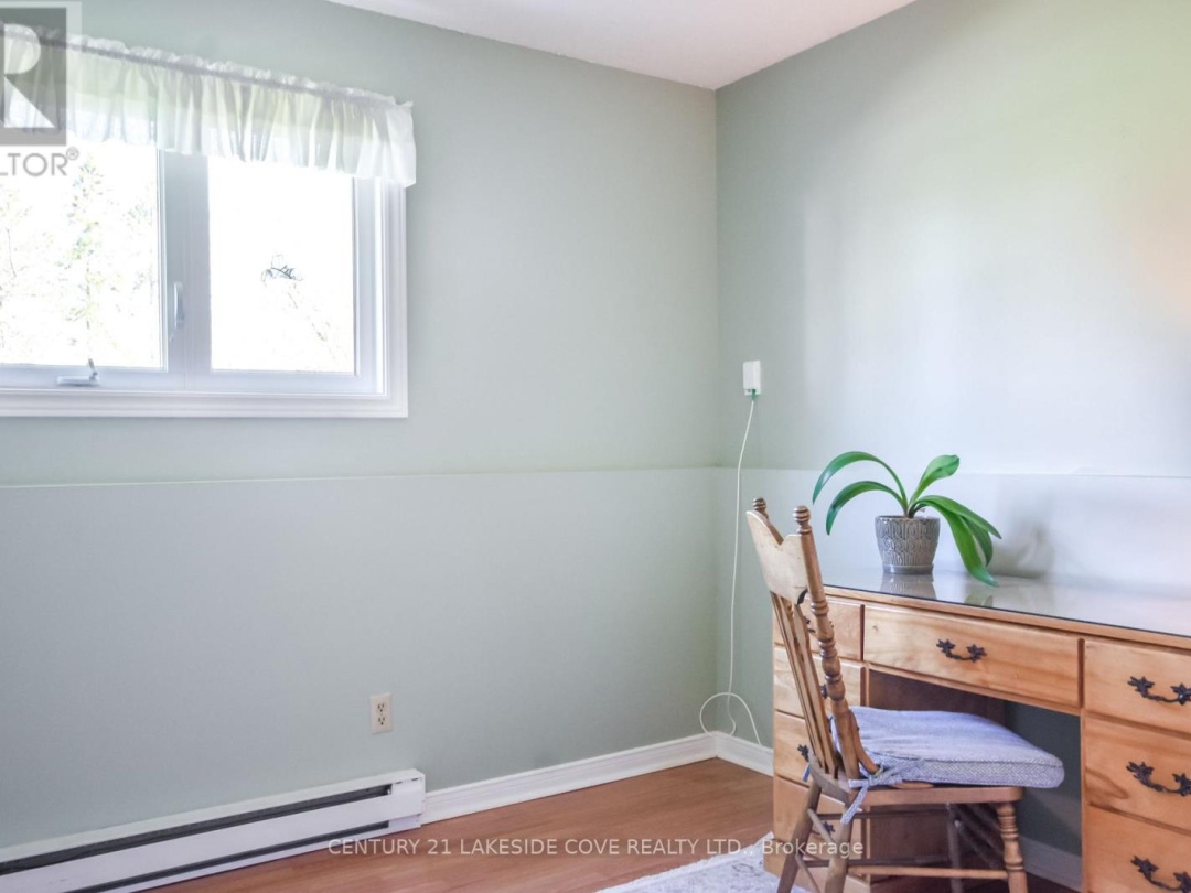 121 Bayshore Drive, Lake Simcoe