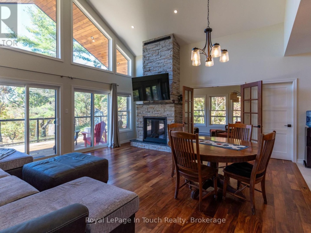 8814 Georgian Bay Shore, Georgian Bay