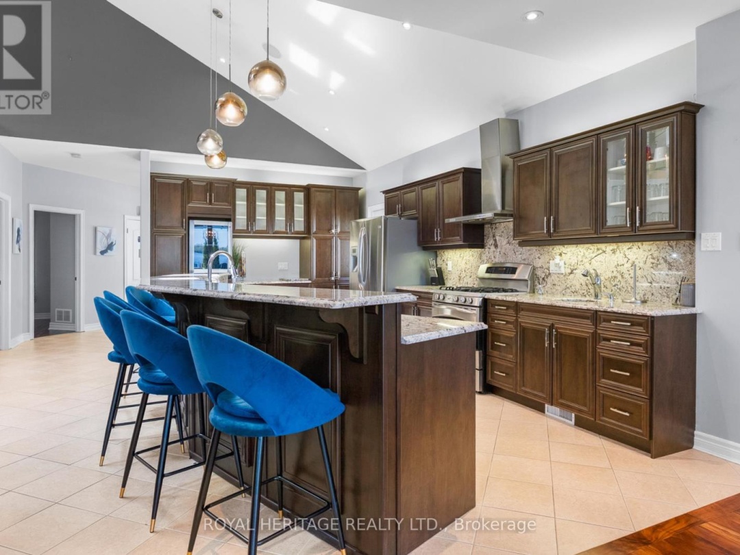 34 Hills Road, Pigeon Lake