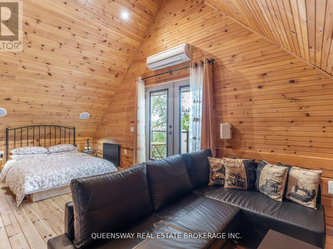 1280 BLACK BEACH LANE, Dalrymple-south Lake