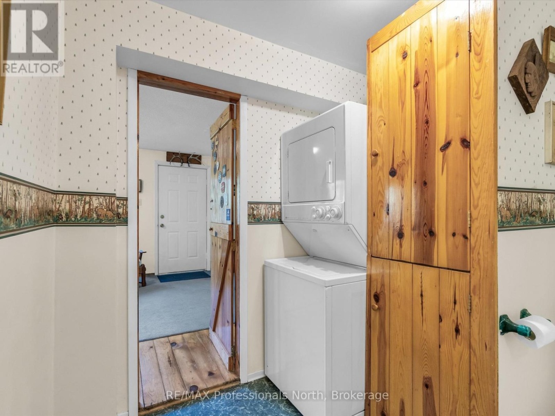 1273 Williamsport Road, Big East Lake