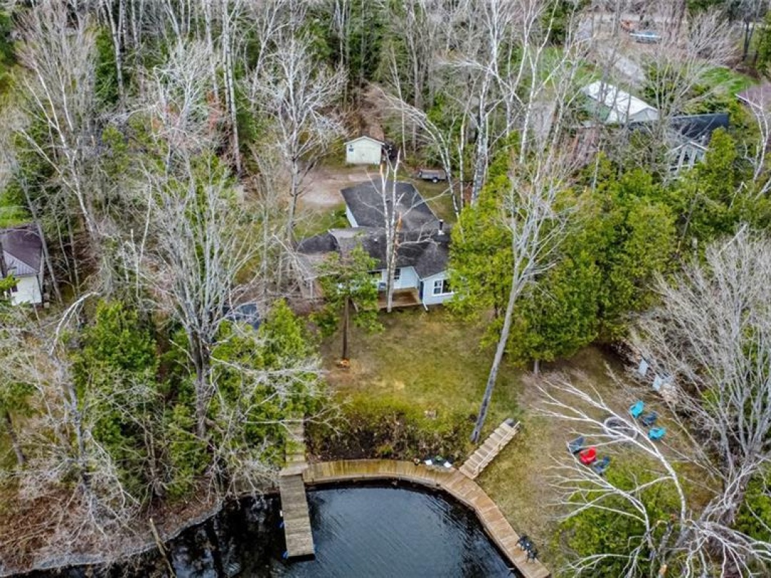 15 Duncan Dr, Trent-severn River