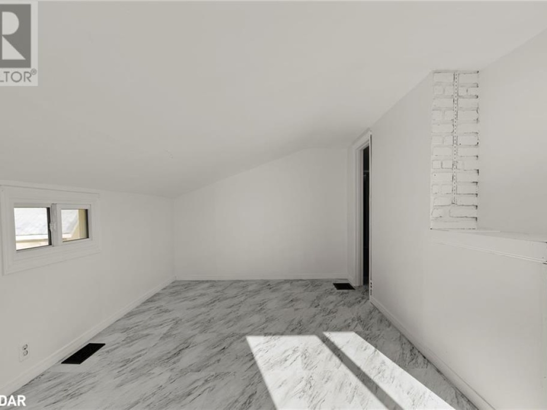 3 COURTLAND Street, 