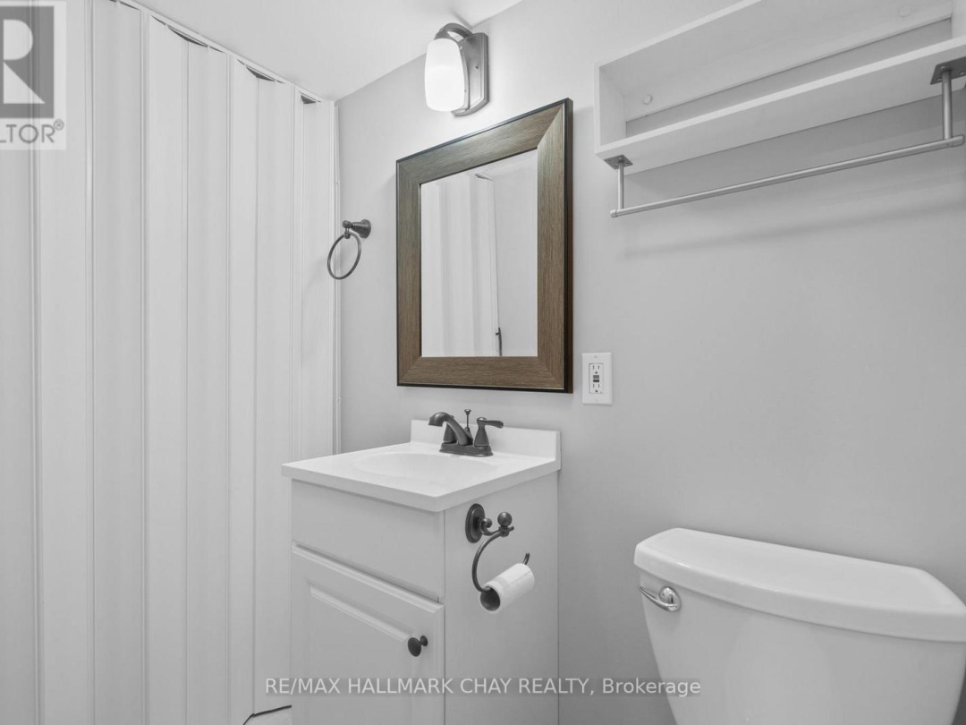 4 - 1 OLIVE CRESCENT, 