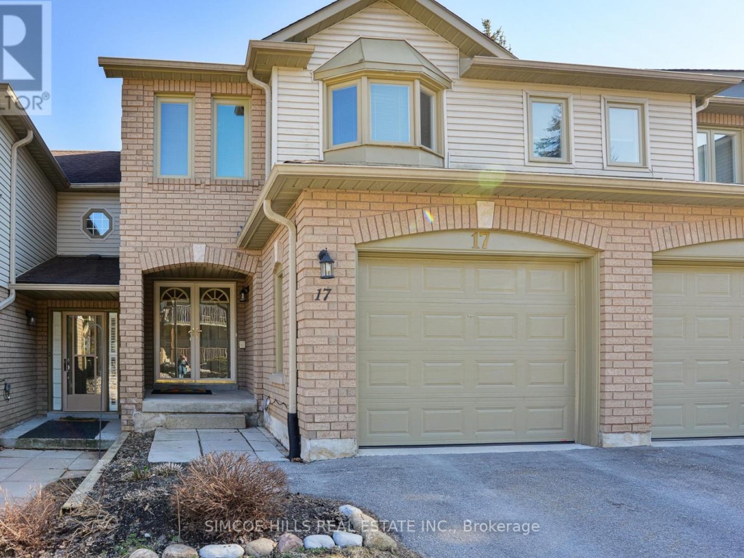 17 - 492 LACLIE STREET, 