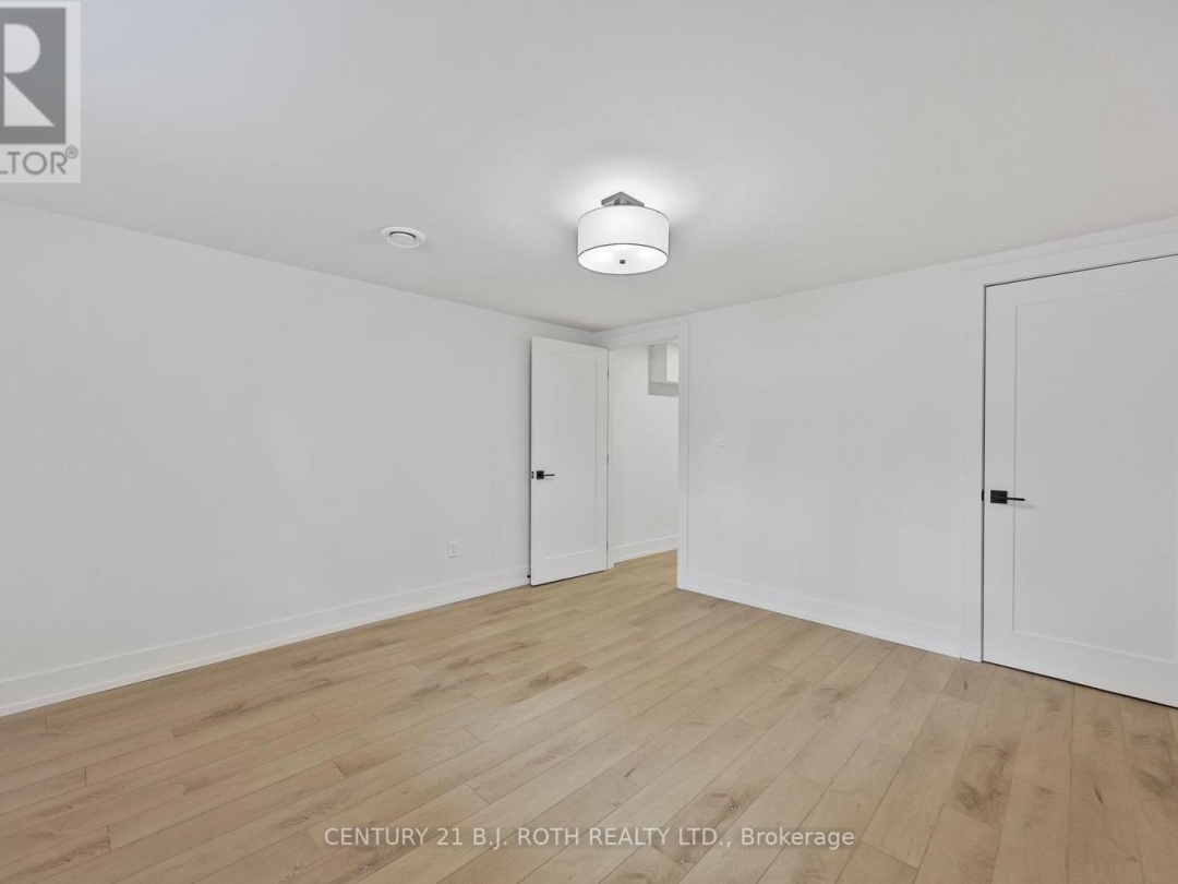 185 SILVER BIRCH CRESCENT, 