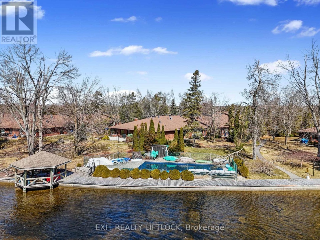 111 200 East Street S, Little Bob Channel Lake