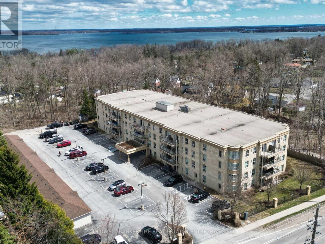 304 486 Laclie Street, Orillia