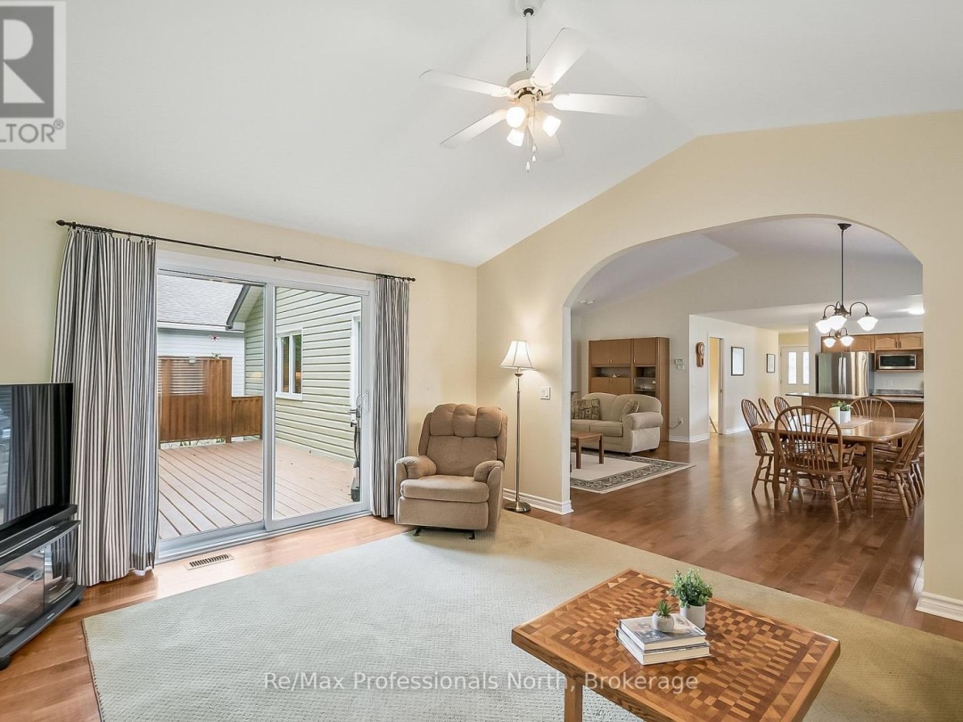 136 HEDGEWOOD LANE, 