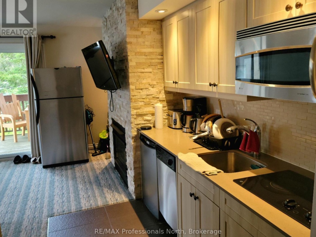 54-207 - 1235 DEERHURST DRIVE, 