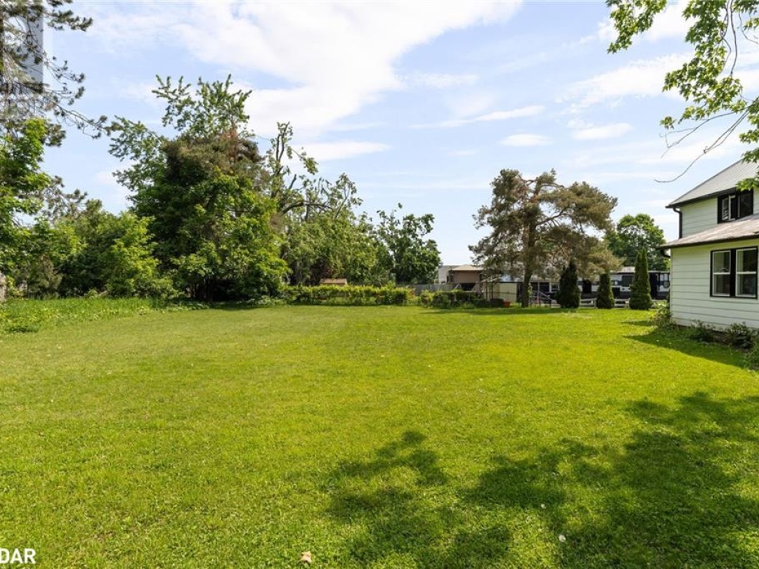 1866 WARMINSTER Side Road, 
