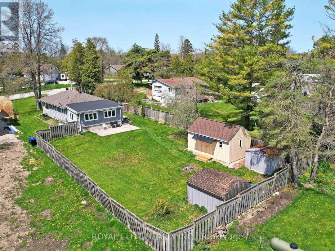 3965 HILLTOP ROAD, 