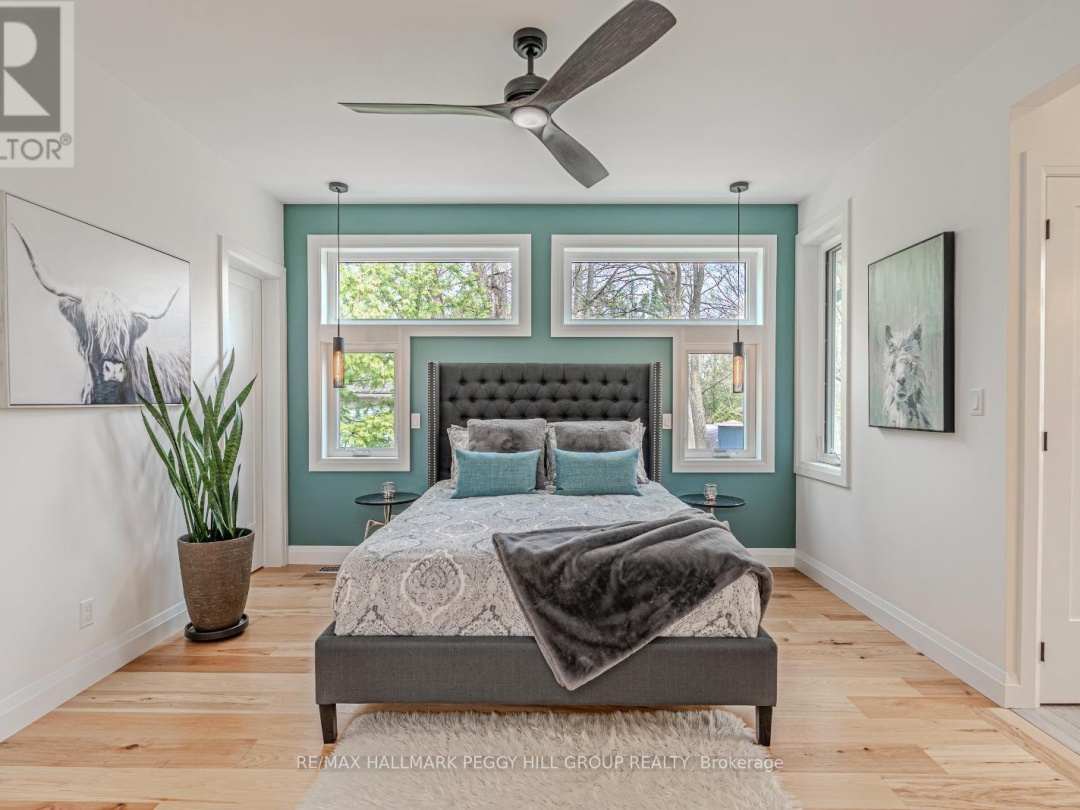 7952 Park Lane Crescent, Black Lake
