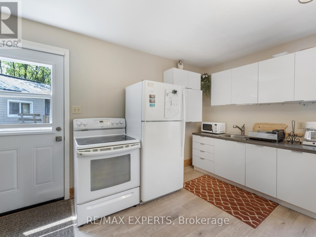 18 - 230-232 LAKE DALRYMPLE ROAD, 
