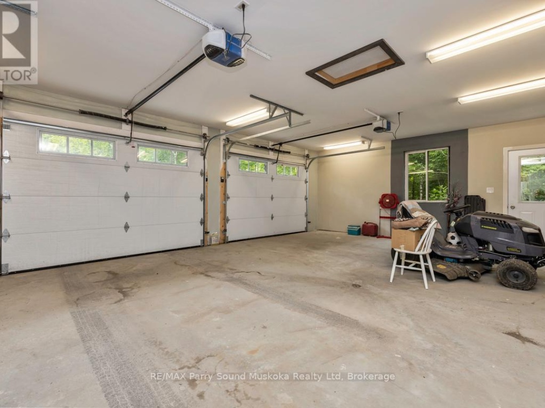 36 LONG LAKE ESTATES ROAD, 