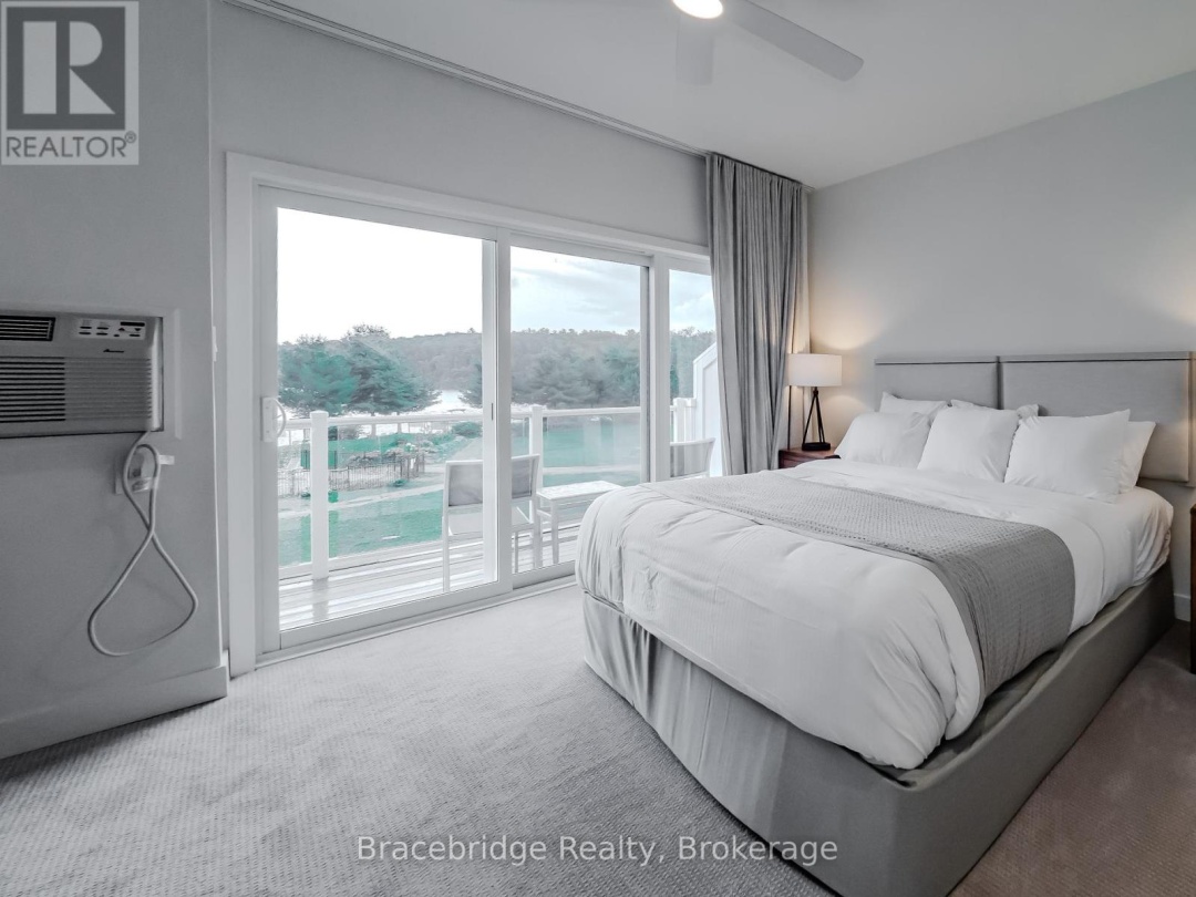 Bhv B203 1869 Muskoka Rd 118 Highway W, 