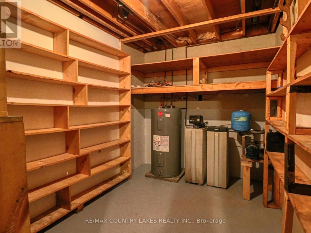 2899 GEORGINA DRIVE,