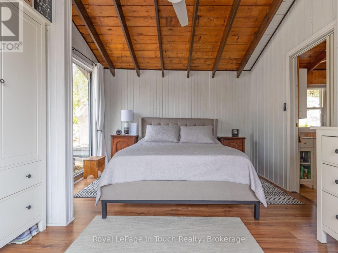 18588 Georgian Bay Shore, Georgian Bay
