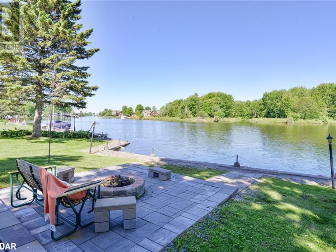 35 OLD INDIAN Trail, 