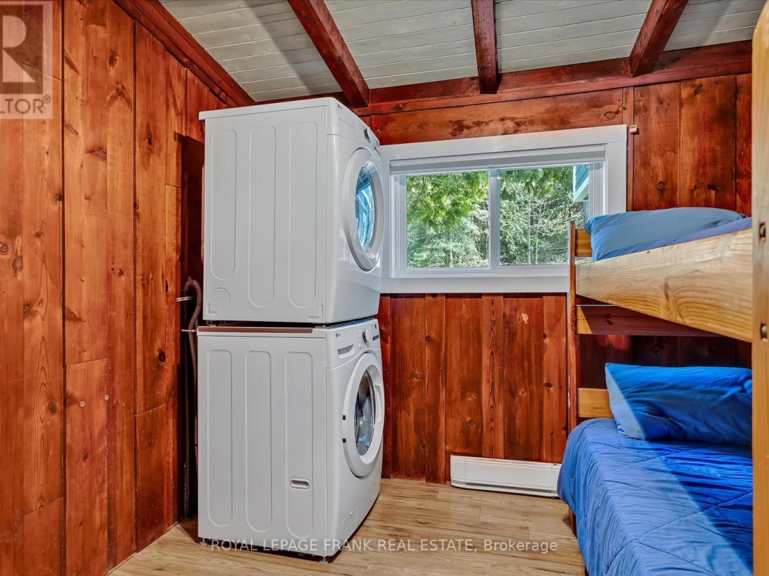 8 DAISY TRAIL, Sturgeon Lake