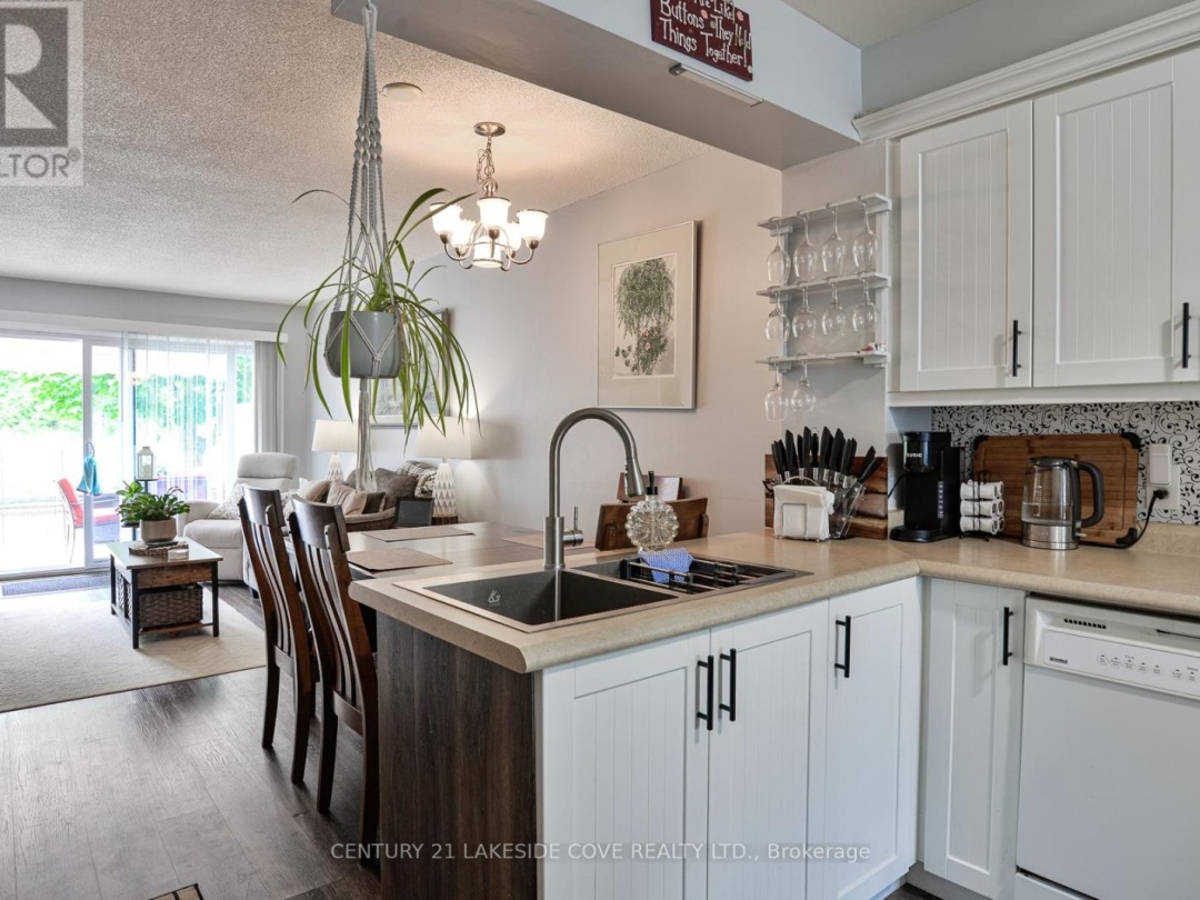 UNIT 36 - 11 LAGUNA PARKWAY, 