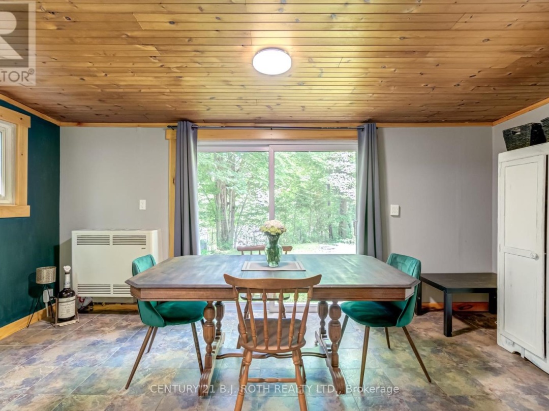 1002 WIGWAM LODGE ROAD, 