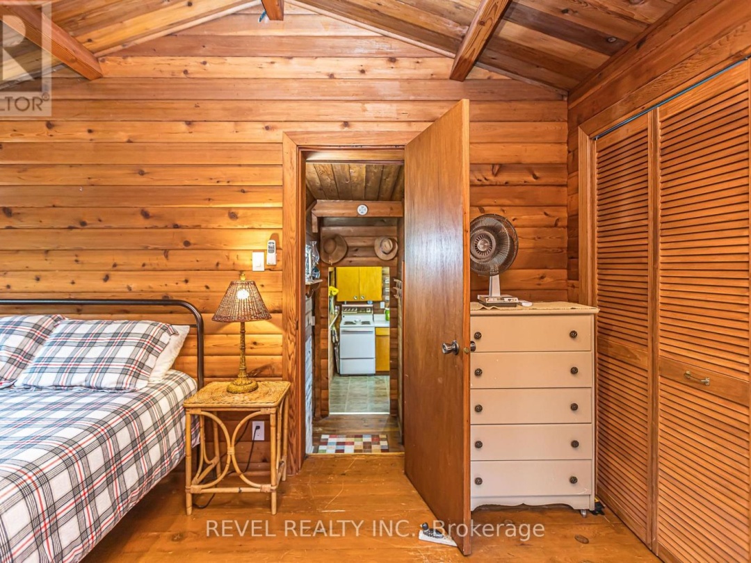 744 10 BAXTER ISLAND, 