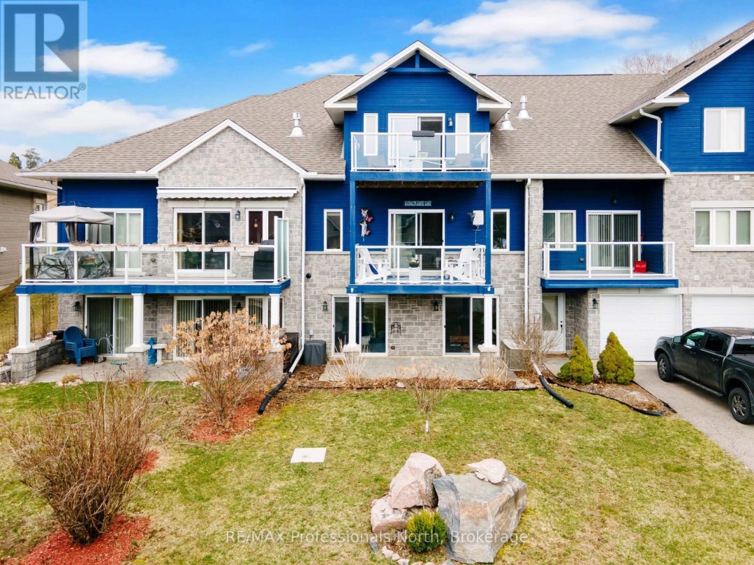 13 68 Webb Circle, Kashagawigamog Lake