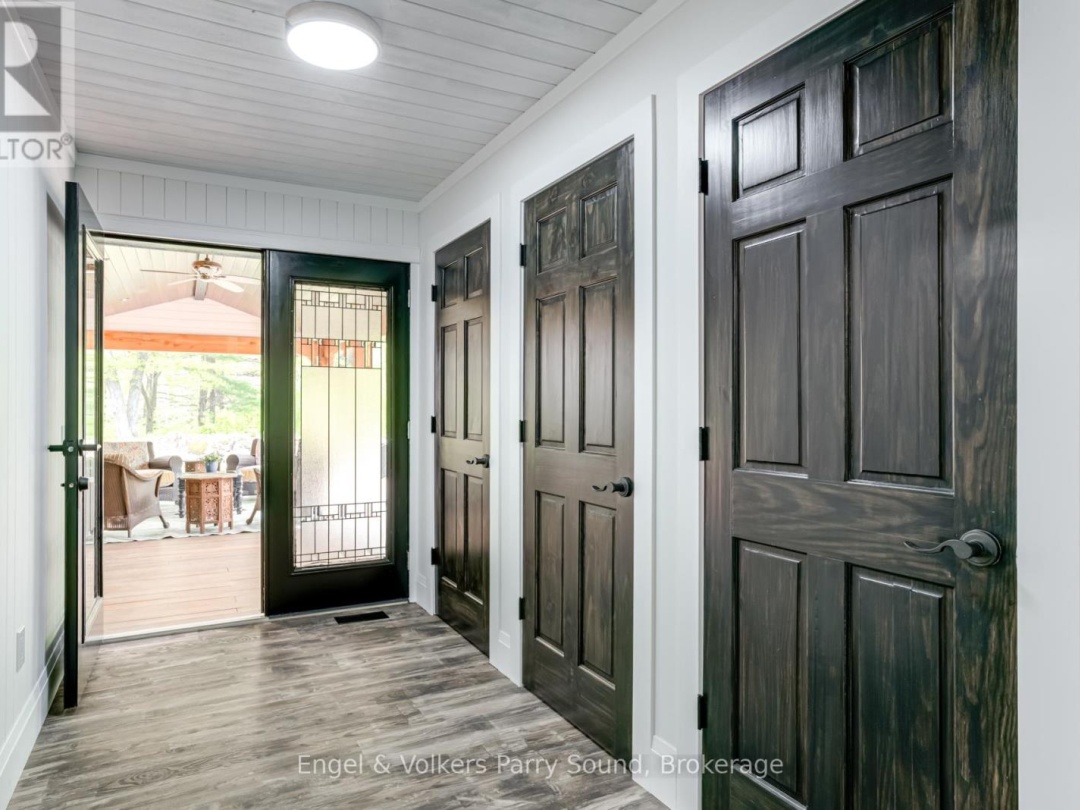 49 Regency Drive, Richmond Lake