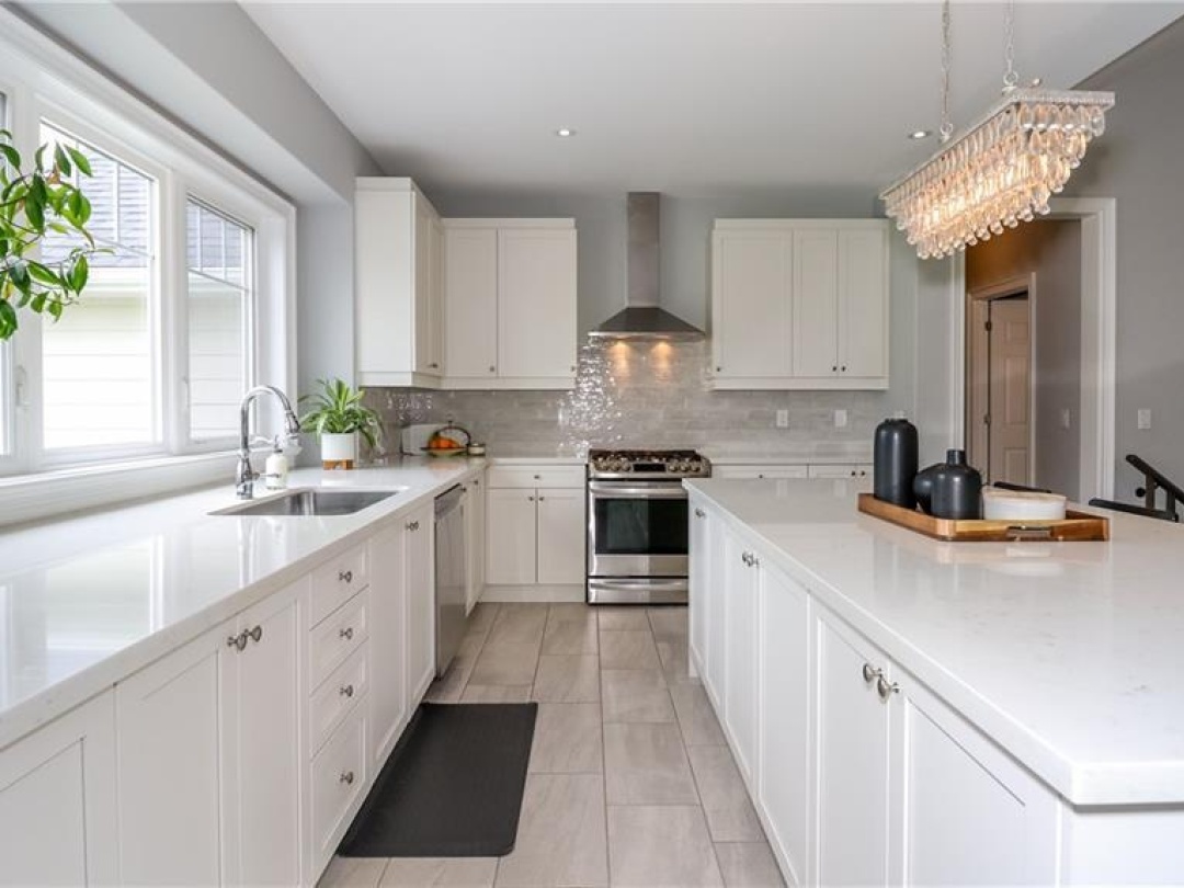 2066 Elana Drive, Orillia