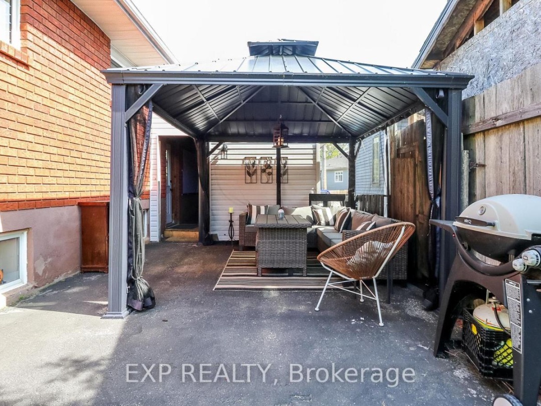 5 BOURGEOIS BEACH ROAD, 