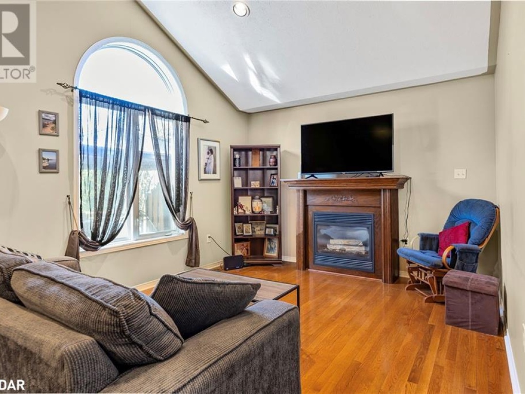 3160 Emperor Drive, Orillia