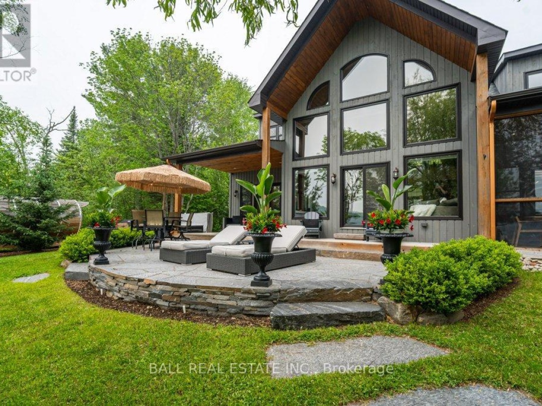 1856 Blueberry Trail, Drag Lake