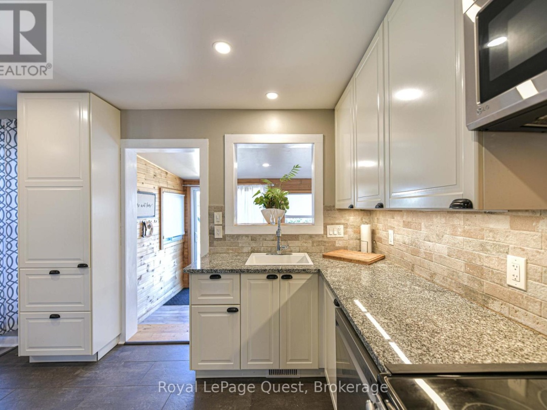 36 ESTHER ANNE DRIVE, 