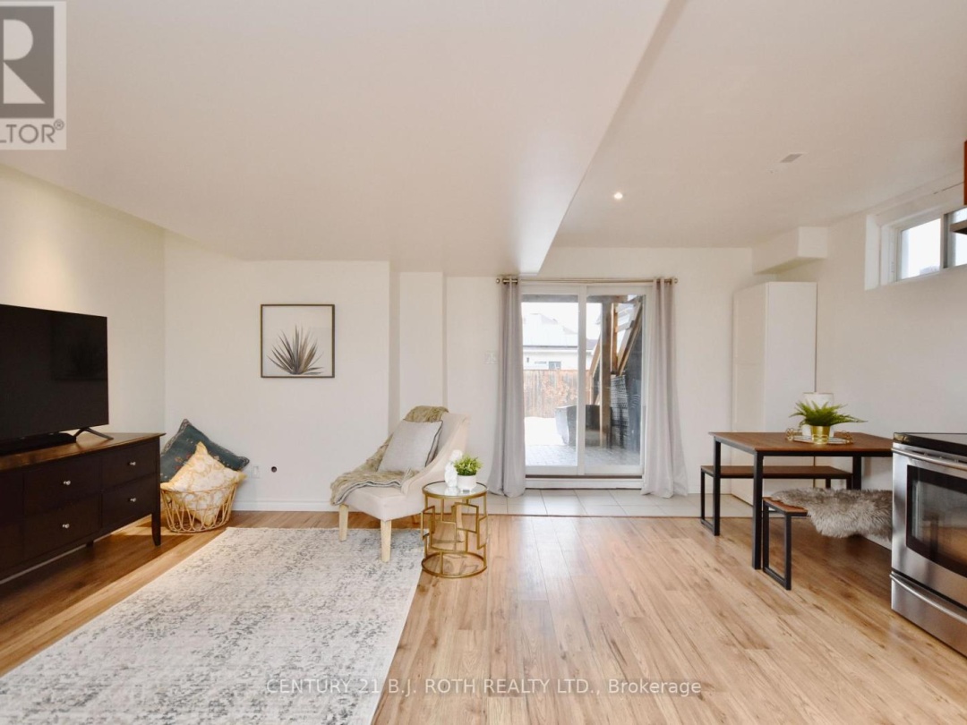 3089 EMPEROR DRIVE, 