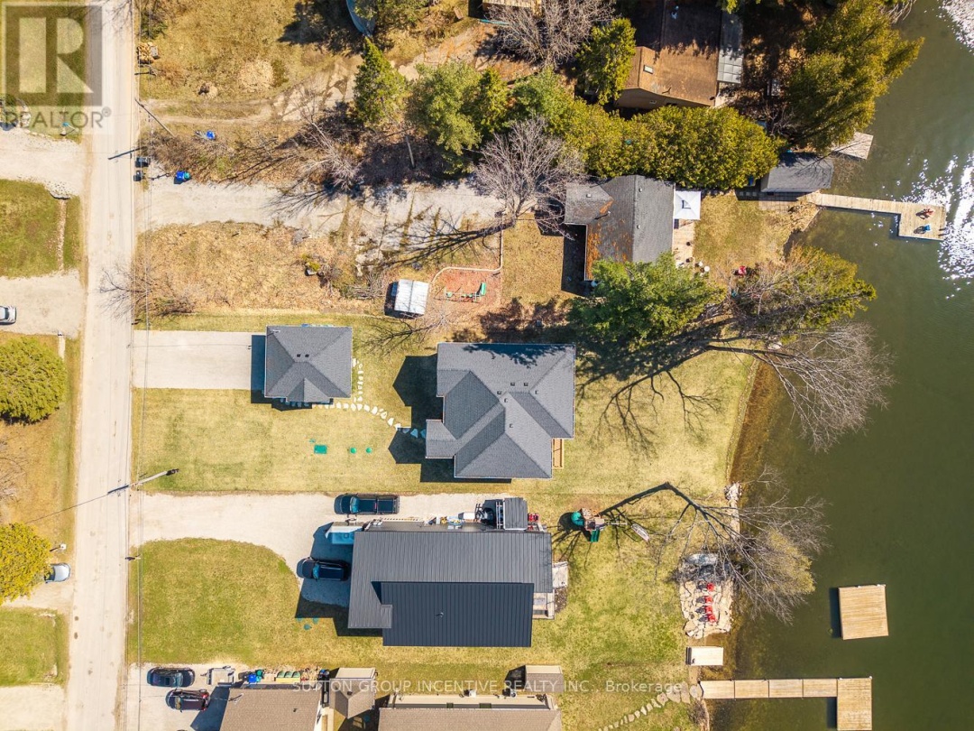 3331 Lake St George Boulevard, St George Lake