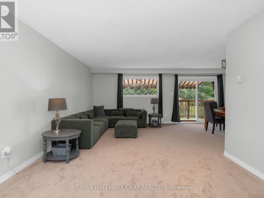 38 LANKIN BOULEVARD, 