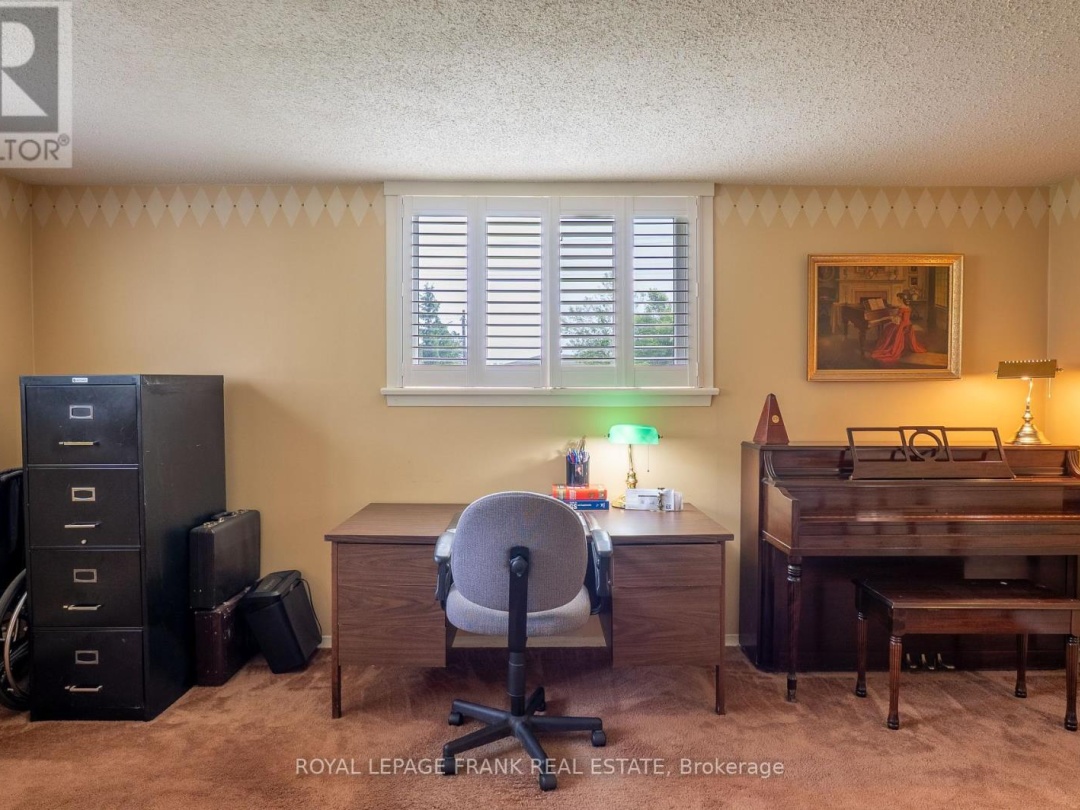 383 OLD SURREY LANE, 