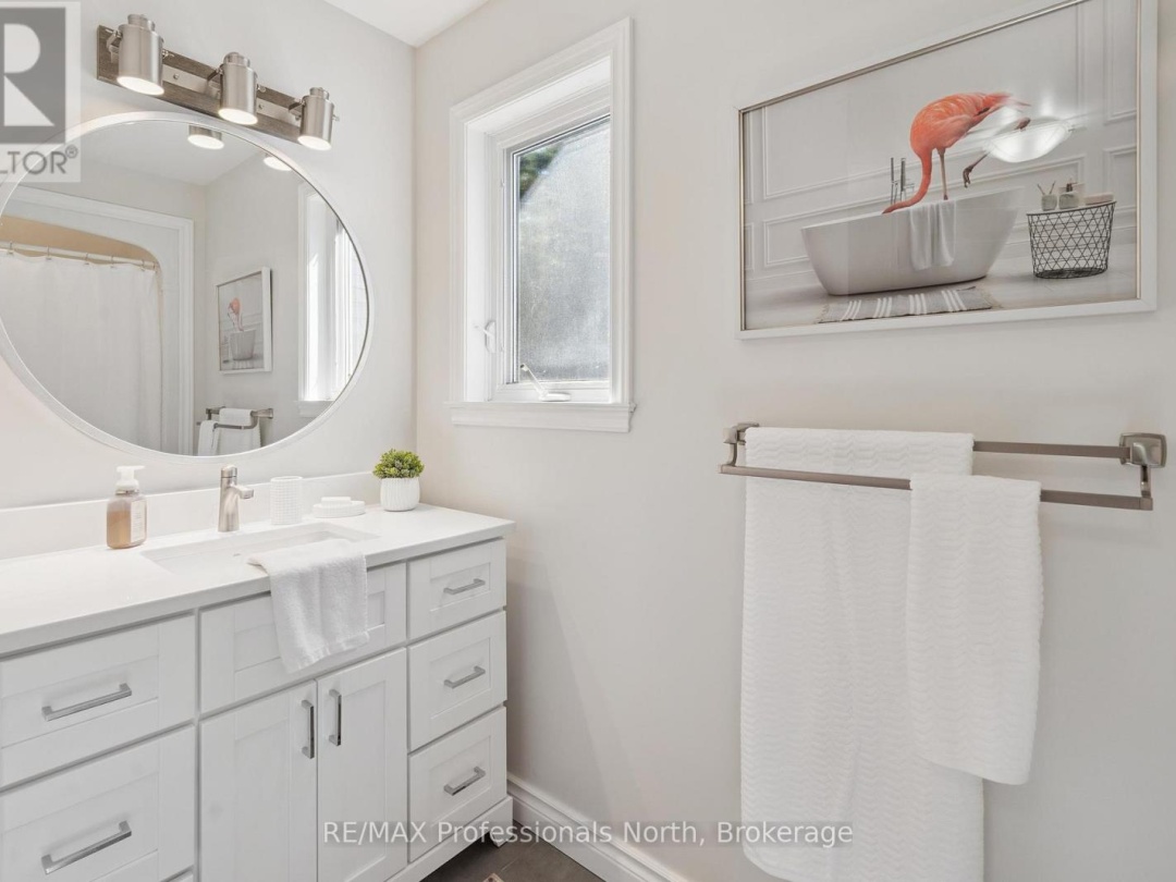 23 THOMAS CRESCENT, 