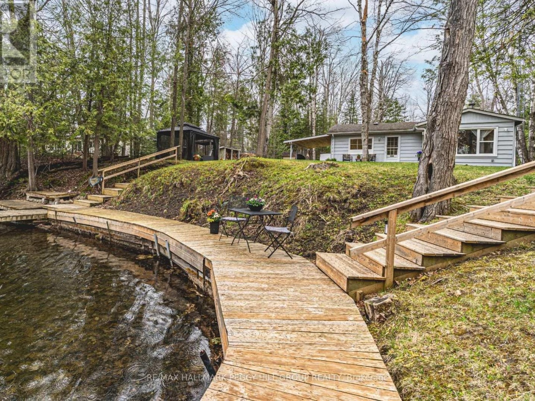 15 Duncan Drive, Trent-severn Waterway