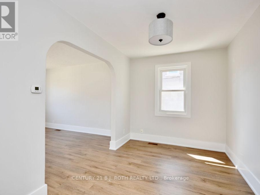 316 Nottawasaga Street, Orillia